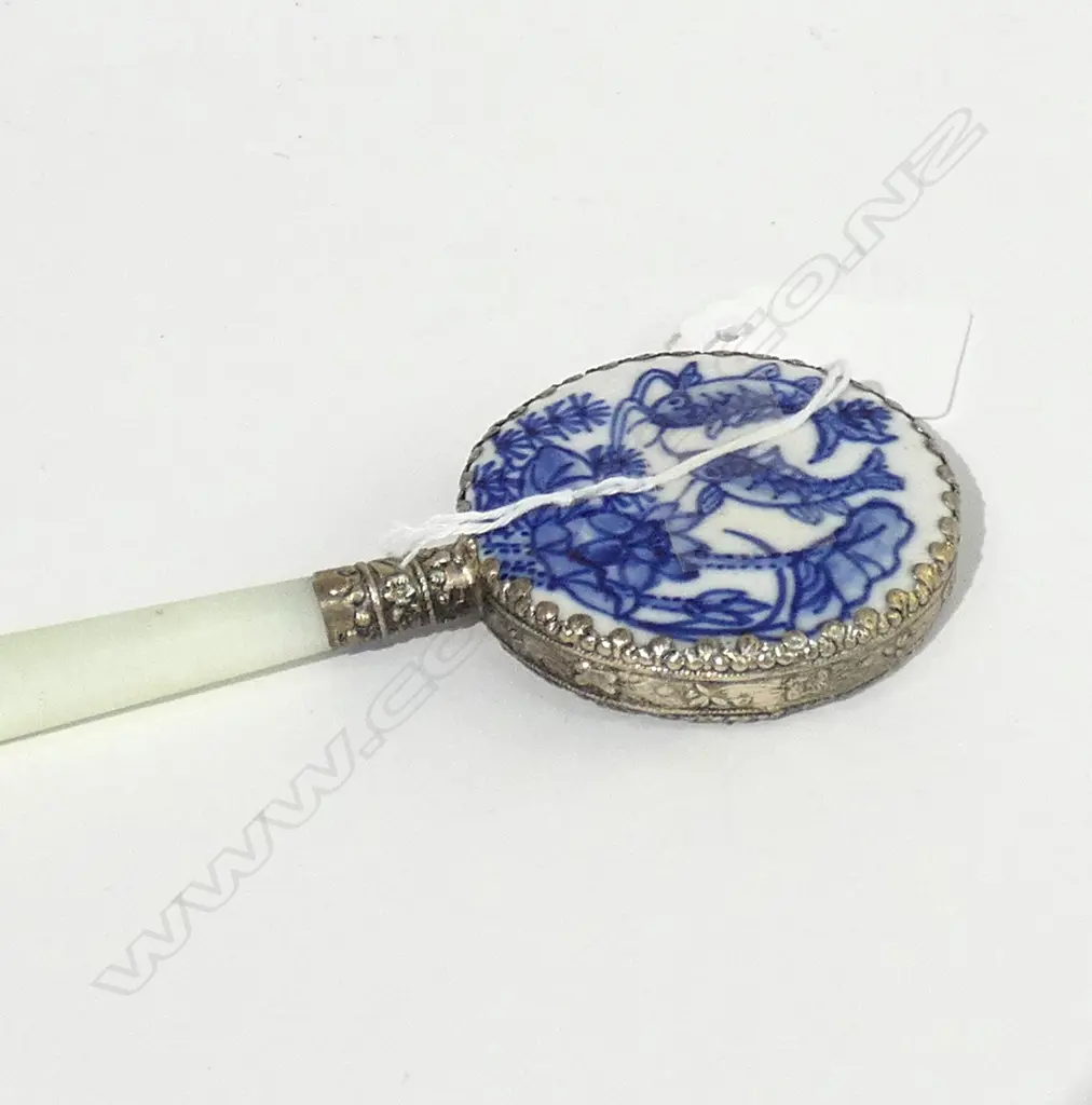 CHINESE MIRROR WITH JADE ? HANDLE H 140 MM Image 1++