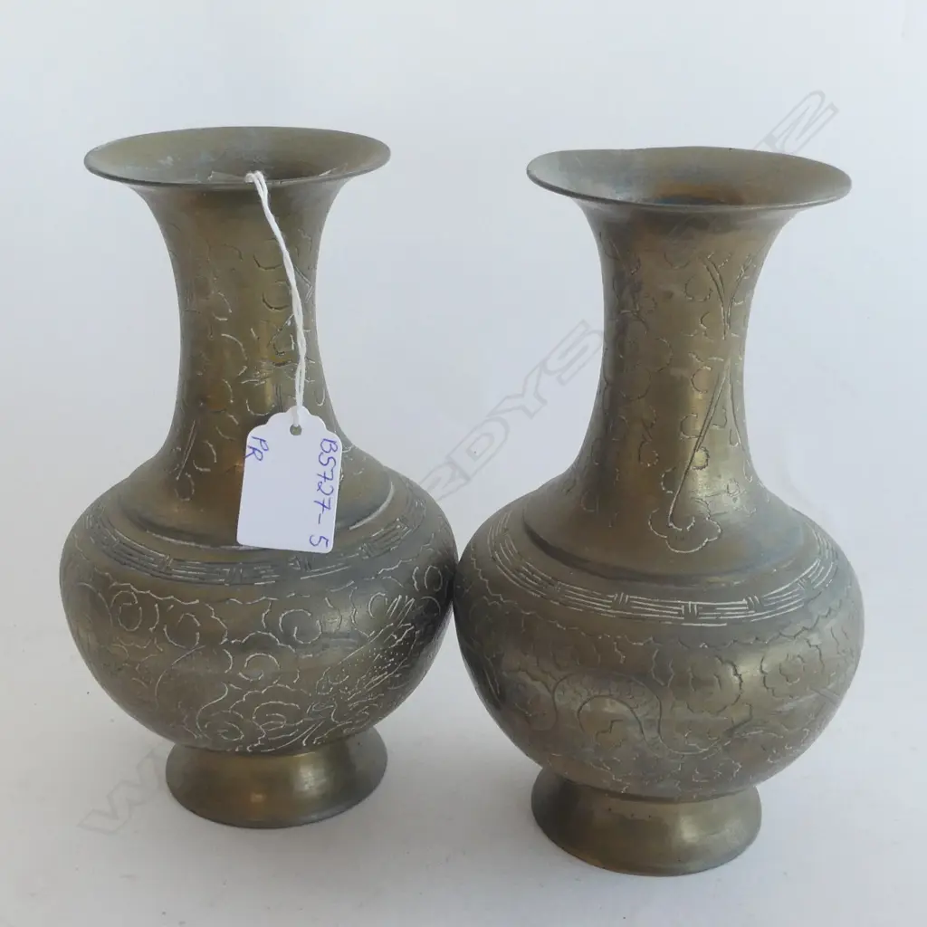 PR EARLY 20TH CENTURY ORIENTAL BRASS VASES H. 200MM Image 1++