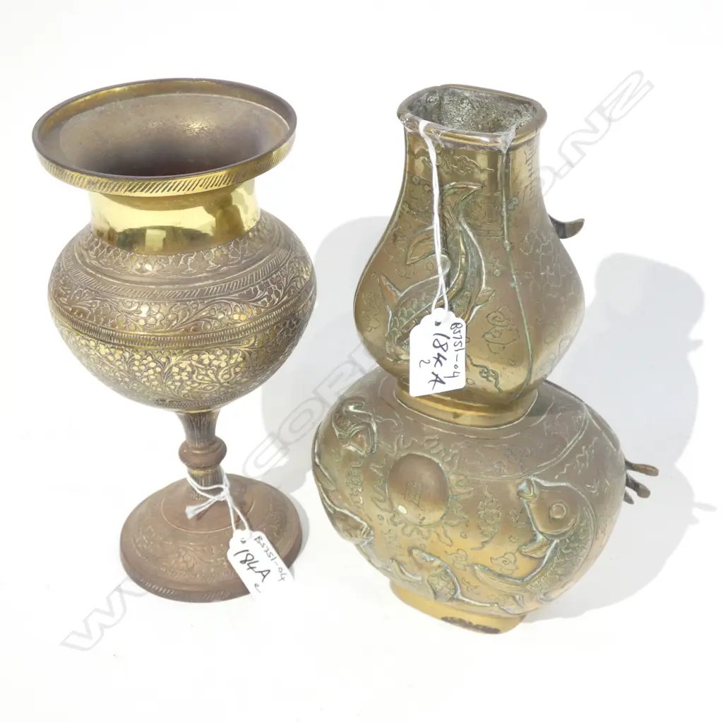 2 PERSIAN CHINESE BRASS VASES  Image 1++