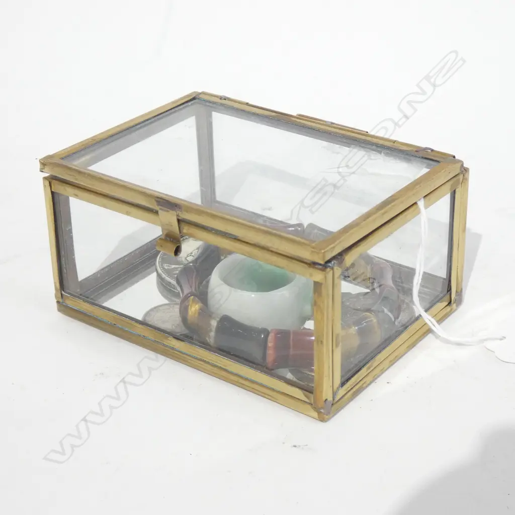 GLASS BOX W OLD ORIENTAL COINS / JADE BRACELET & OLD FROG NAPKIN RING Image 1++