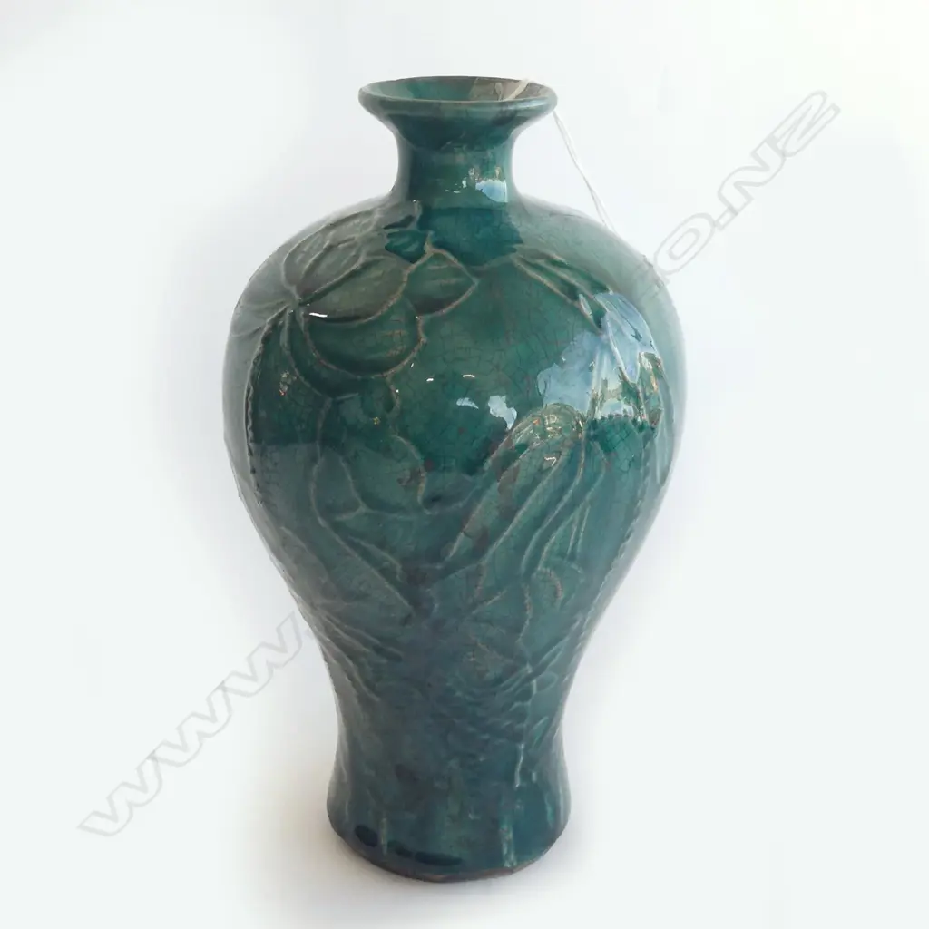 ORIENTAL GREEN GLAZE POTTERY VASE H. 245MM Image 1++