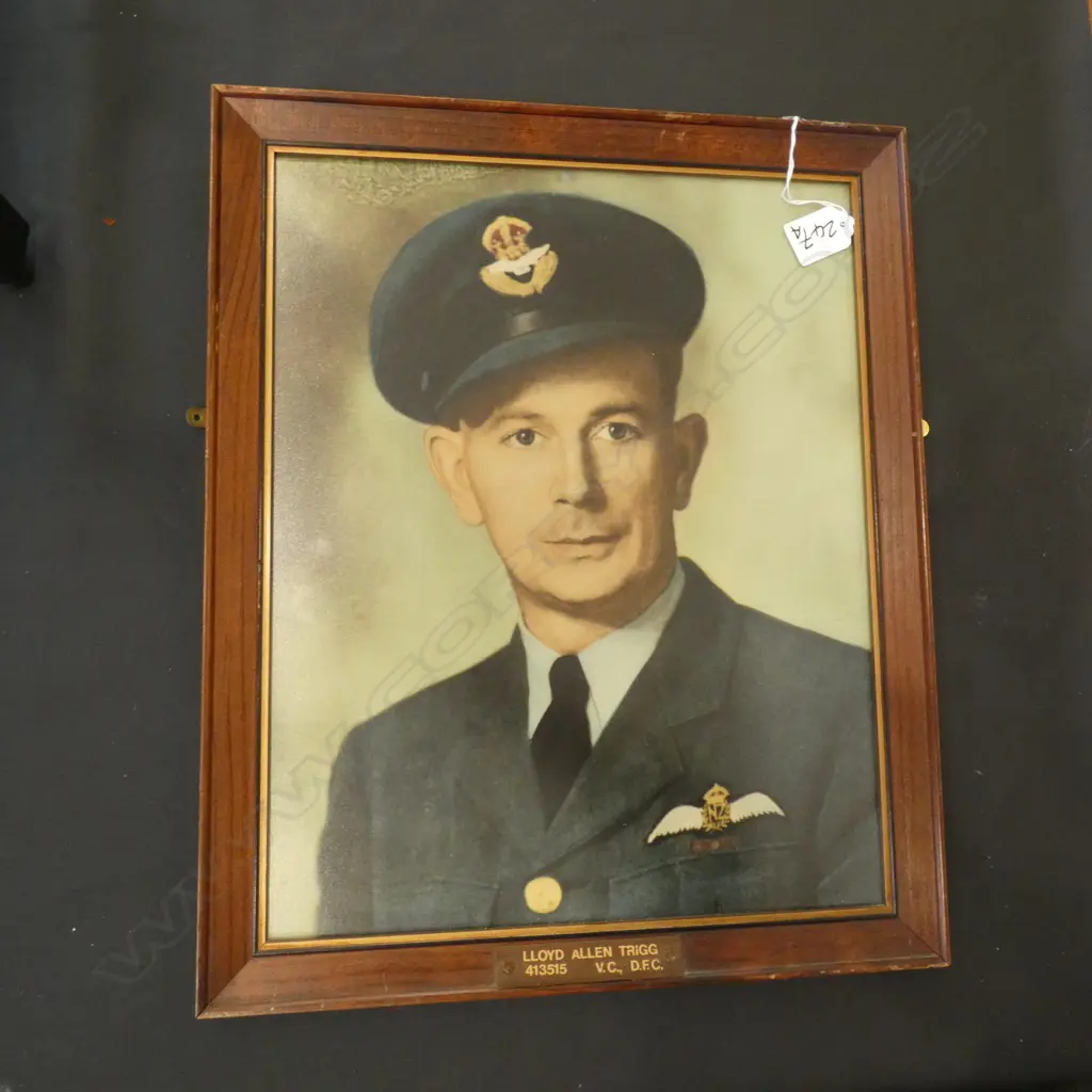 FRAMED HAND COLOURED PHOTO OF LLOYD ALLEN TRIGG V.C D.F.C H 370 MM Image 1++