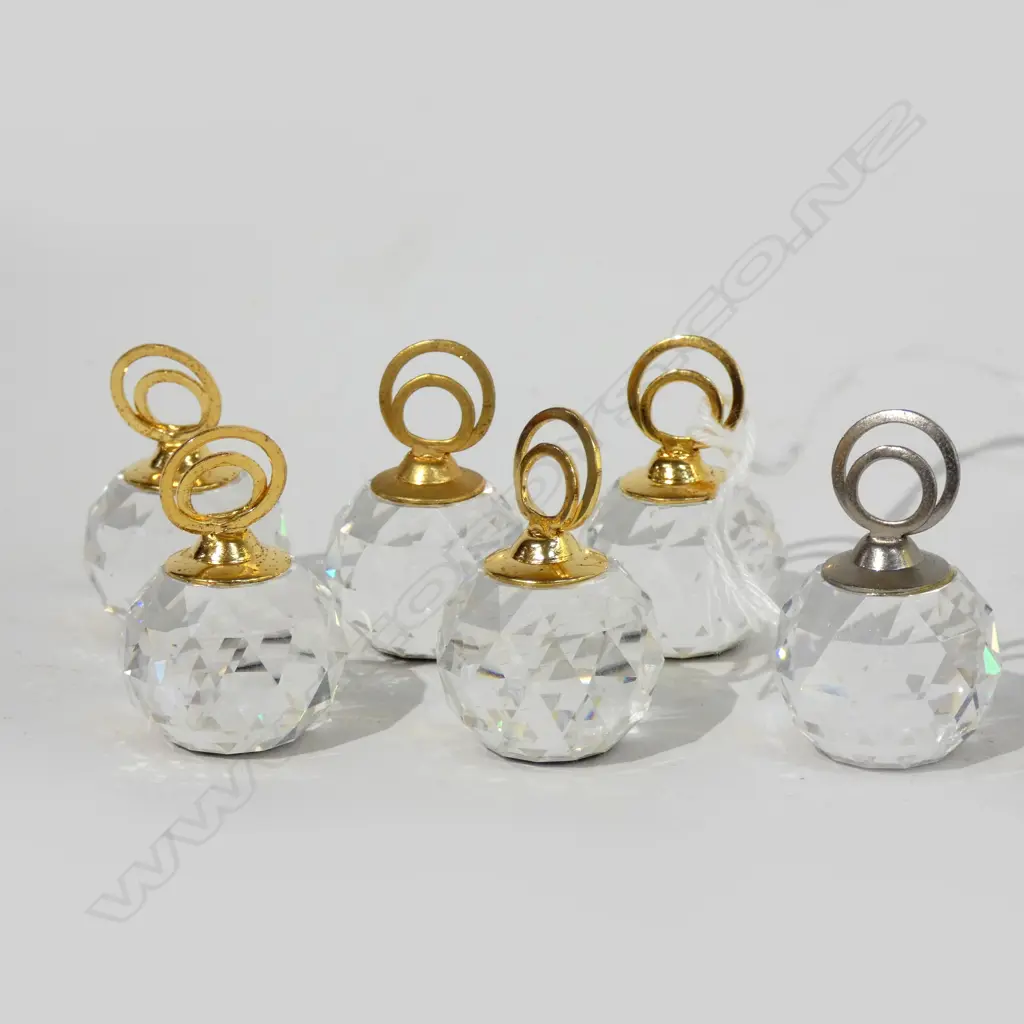 SIX SWAROVSKI CRYSTAL XMAS TREE ORNAMENTS OR PLACE CARD HOLDERS - IN ORIGINAL BOX Image 1++