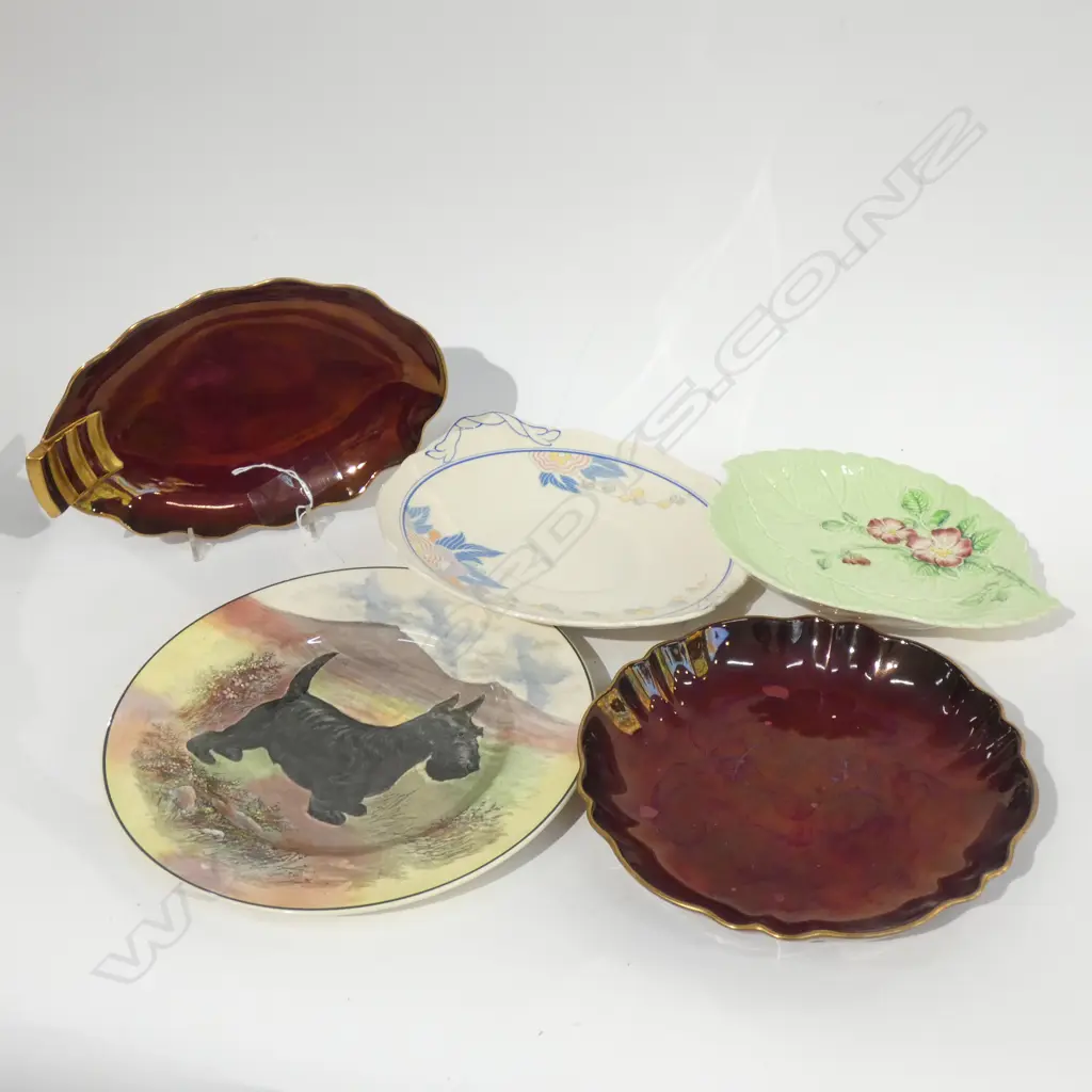 STACK OF ROYAL DOUTON & CARLTONWARE PLATES  Image 1++