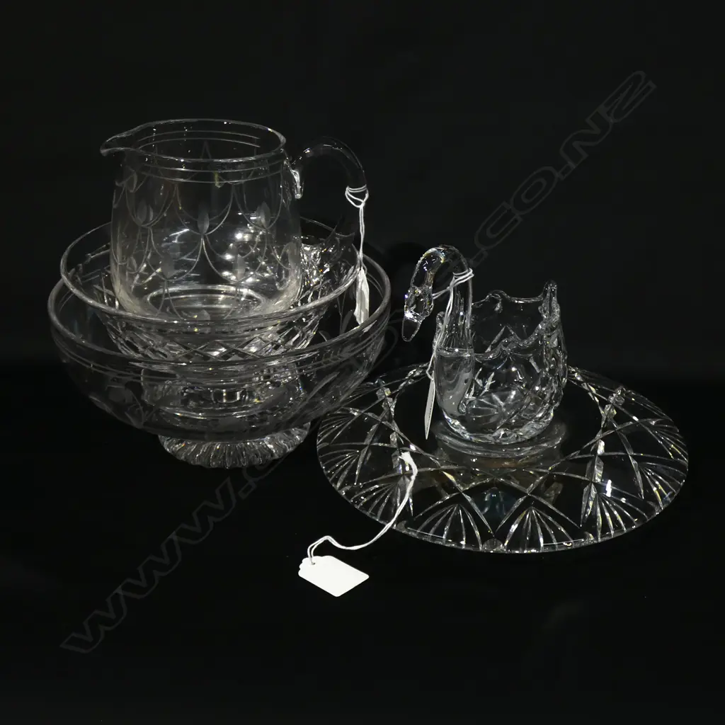 3 PCS STUART CRYSTAL (2 BOWLS & JUG) CRYSTAL SWAN & FLOWER BOWL DIA 220MM Image 1++