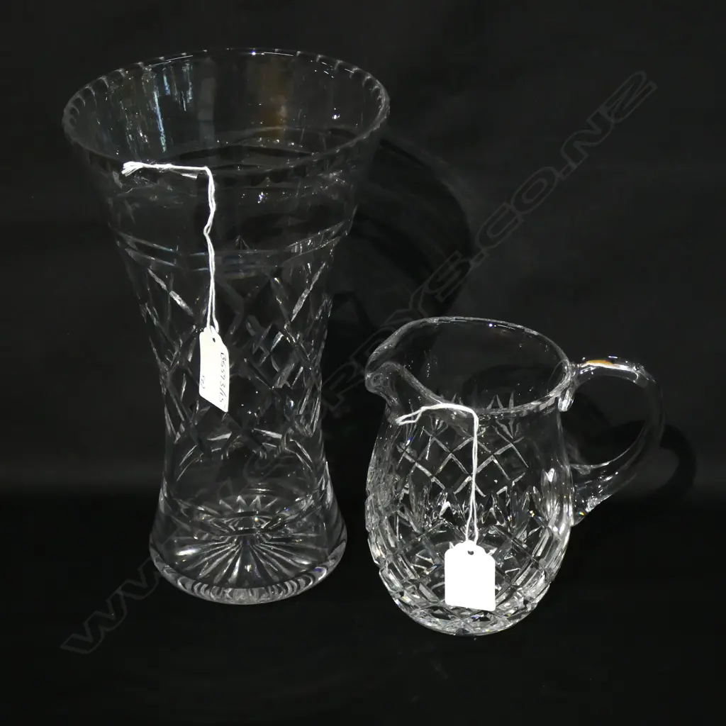 CUT CRYSTAL VASE AND JUG H 250 MM  Image 1++