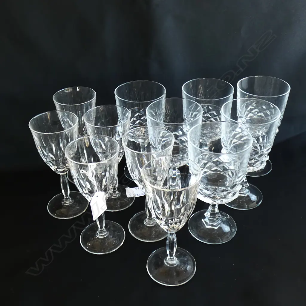 2 SETS SIX CRYSTAL WINE GLASSES INCL BOXED SET ROYAL TUDOR  Image 1++