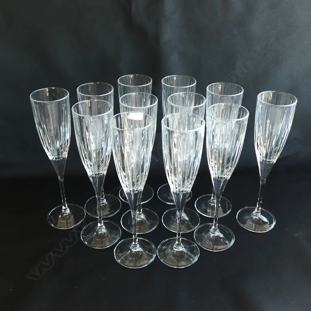 SET 12 ROYAL DOULTON CRYSTAL LINEAR CHAMPAGNE FLUTES Image 1++