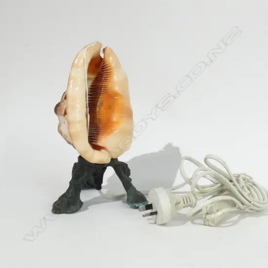 CARVED CAMEO SHELL LAMP WTH METAL BASE 200MM