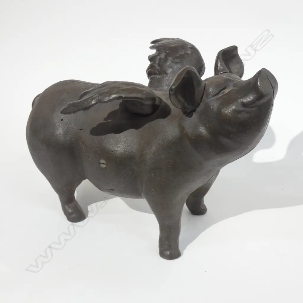 CAST IRON PIG ANGEL MONEYBOX WITH SOME COINS H. 210MM Image 1++