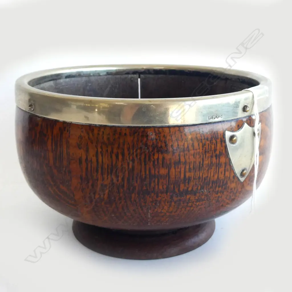 OAK EP RIMMED FOOTED BOWL A/F  DIA 185MM Image 1++