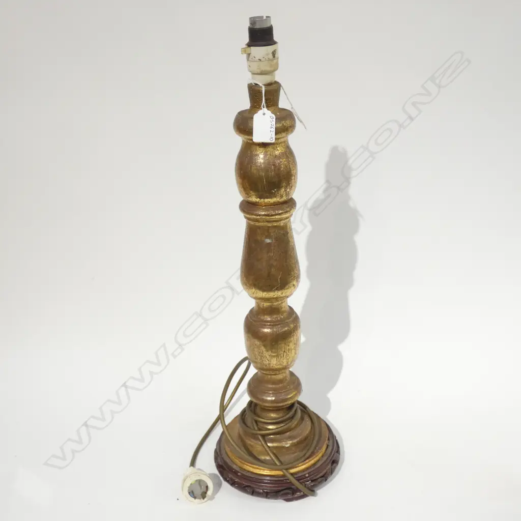GILDED CARVED WOODEN PEDESTAL LAMP H. 620MM Image 1++