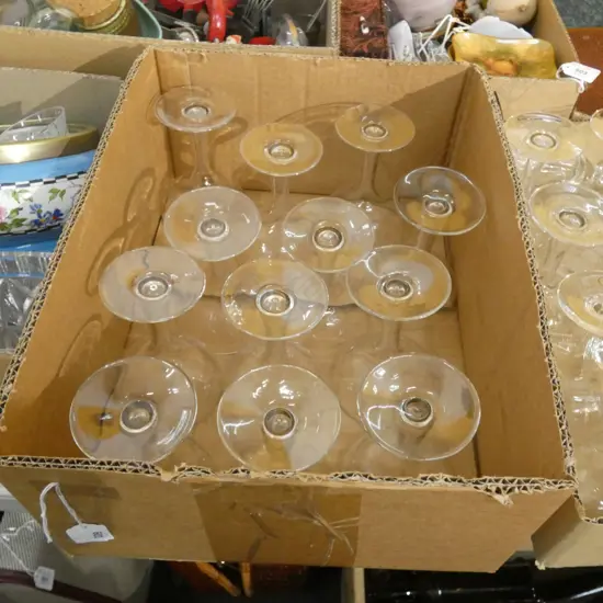 12 HOLLOW STEMMED CHAMPAGNE GLASSES 