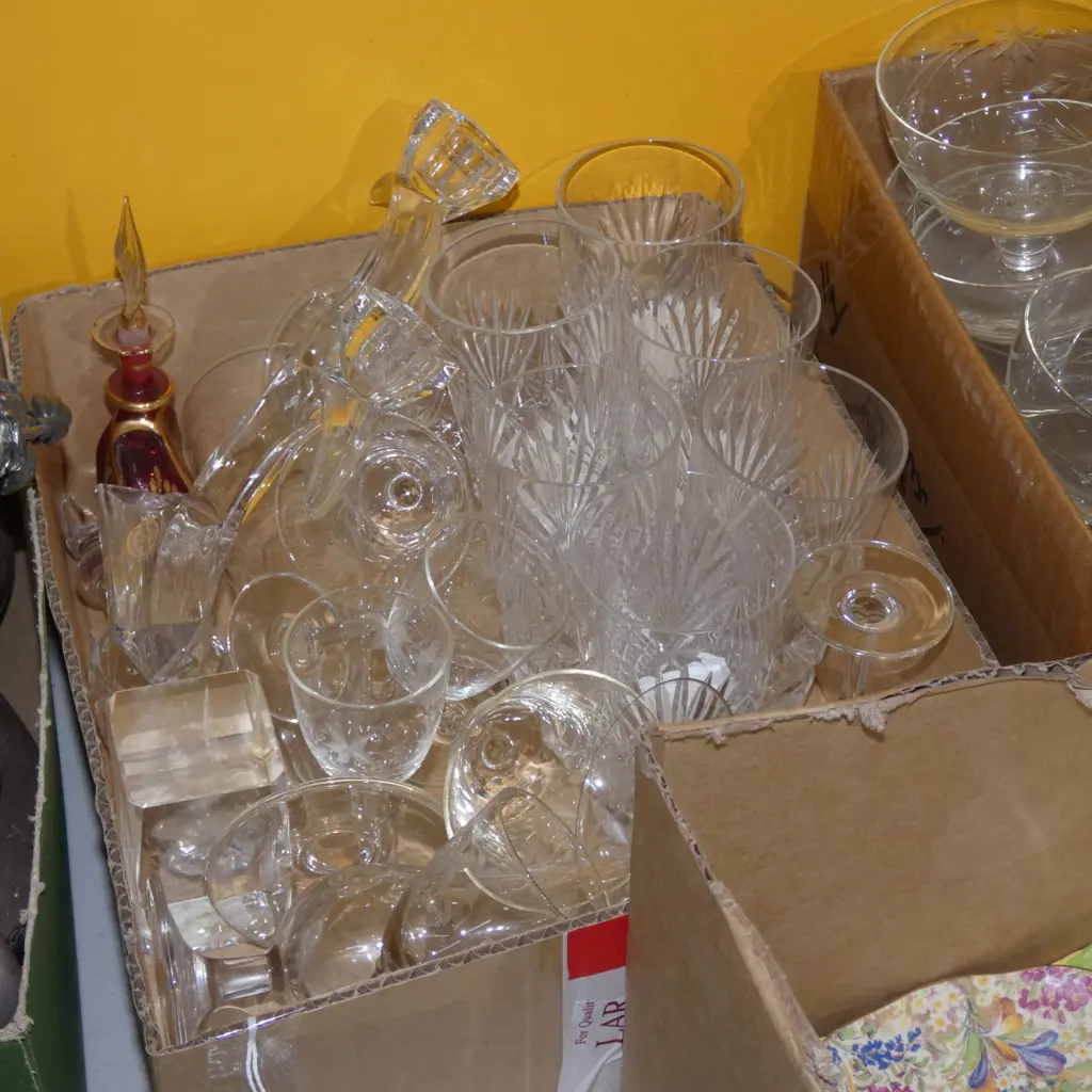 BOX GLASS & CRYSTAL  Image 1++
