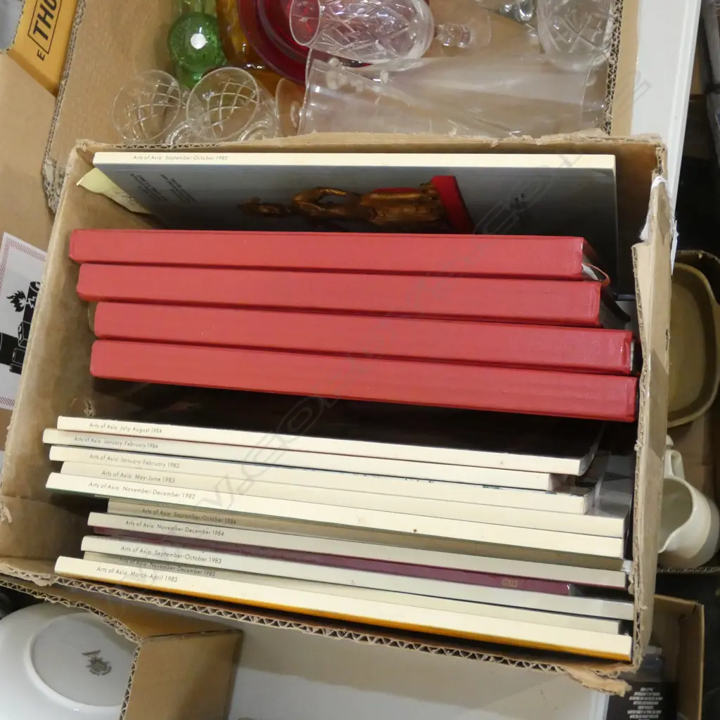 BOX 'ARTS OF ASIA' MAGAZINES 1975-80 BOUND Image 1++