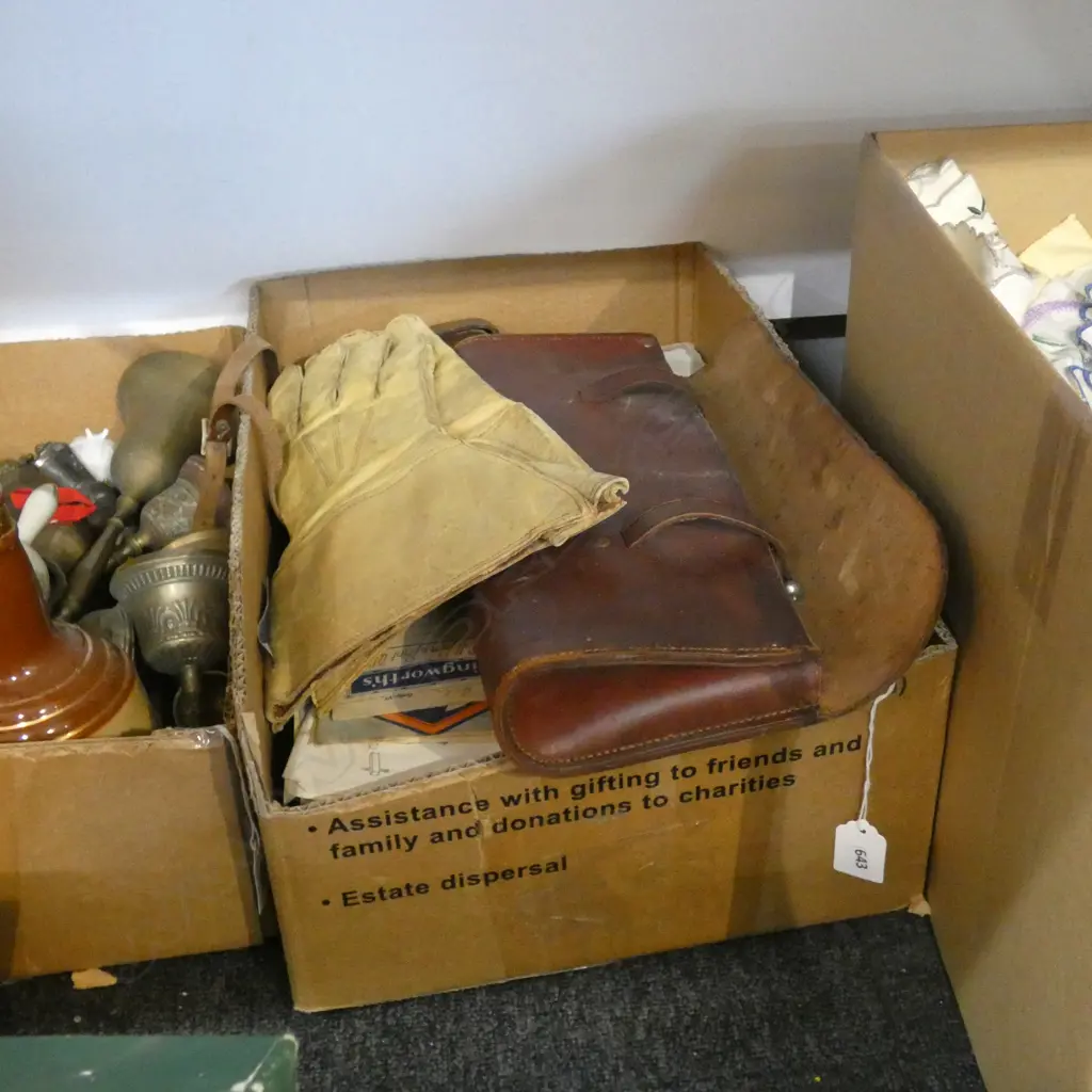 BOX ASST INCL VINTAGE CAMERAS ETC.. Image 1++