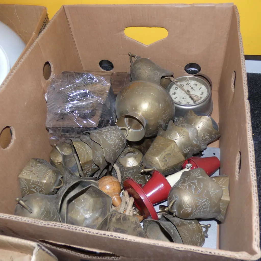BOX LOT ORIENTAL BRASS BELLS ETC Image 1++