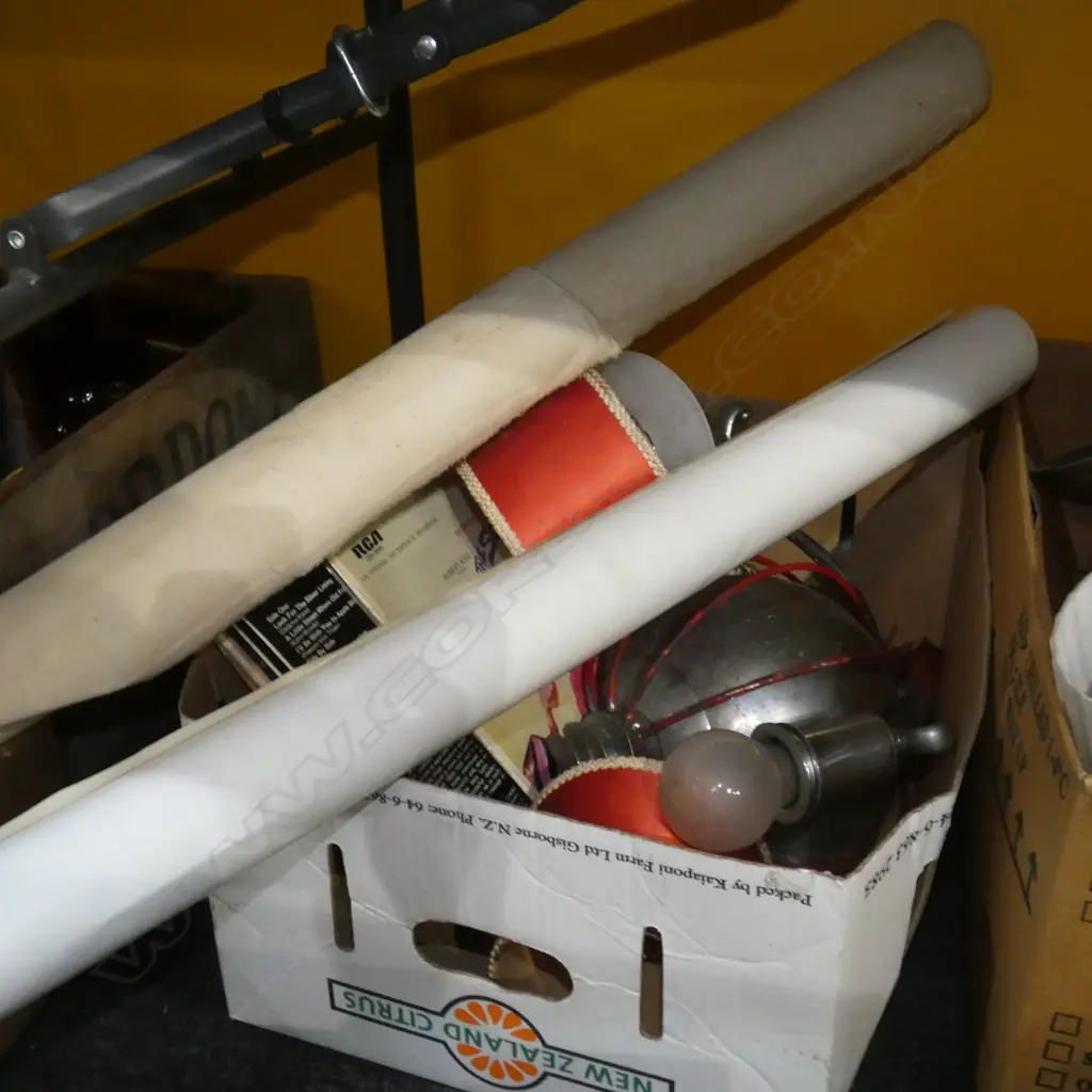 ASST BOX LOT; RECORDS / EPHEMERA / MAPS & LIGHT ETC Image 1++