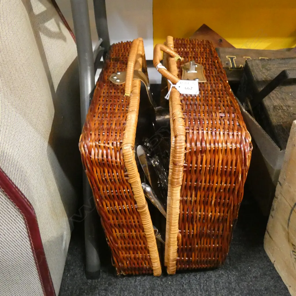 CANE BASKET OF EPNS Image 1++