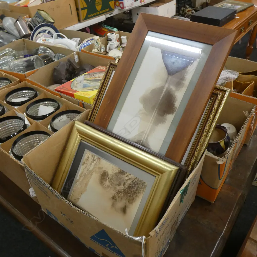 BOX FRAMED PHOTOGRAPHS; 3 OLD & 2 MODERN Image 1++