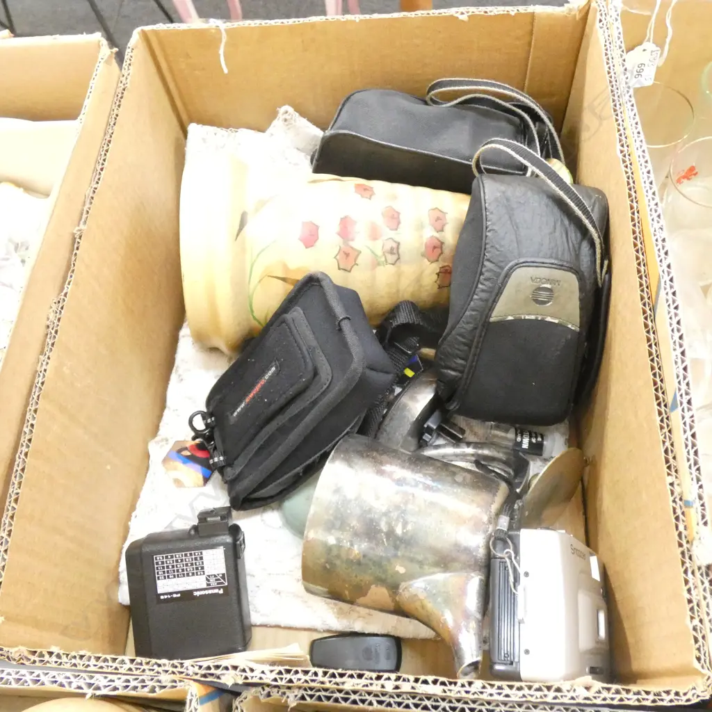 BOX CAMERA & OTHER MISC ITEMS  Image 1++
