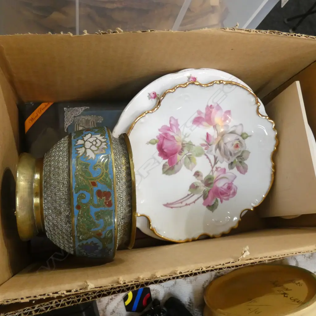 SM BOX ASST; PORCELAIN, TILES, BRASS POT, CHOPSTICKS ETC.. Image 1++