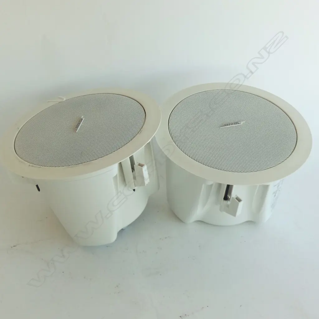 2 BOSE ‘FREESPACE’ DS 16F CEILING LOUDSPEAKERS Image 1++