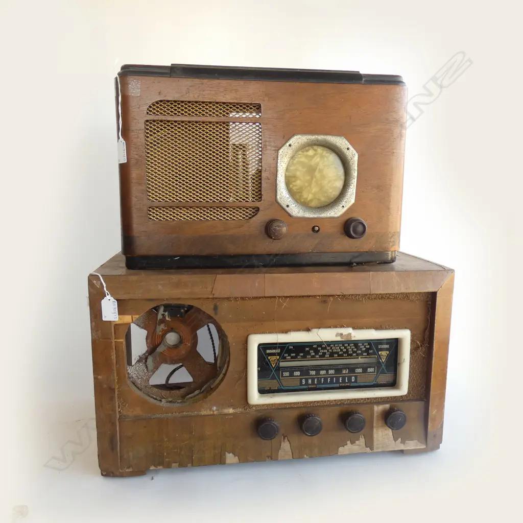 2 VINTAGE DECO RADIOS W.450mm BORER & AF Image 1++
