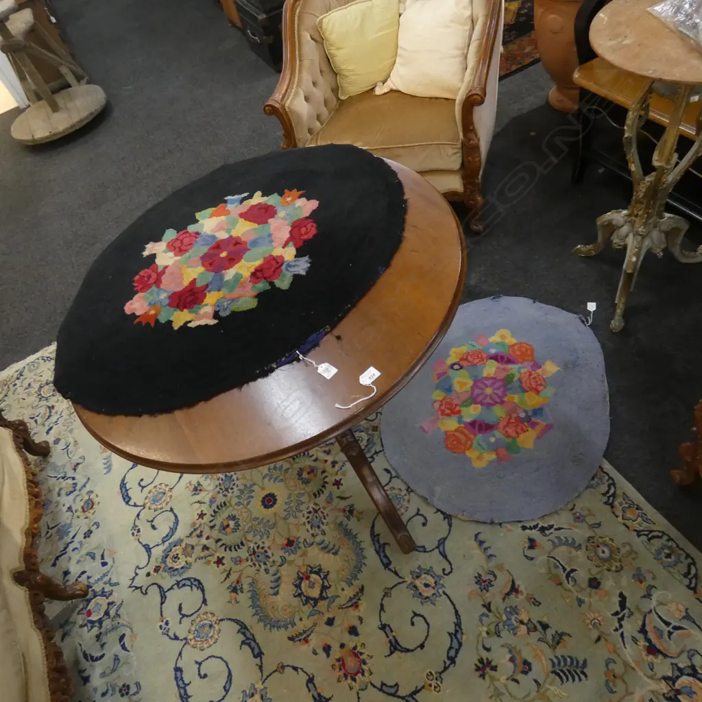 2 HANDMADE FLORAL MATS BY IMC 1939/40 BELLE L 880 MM A/F Image 1++