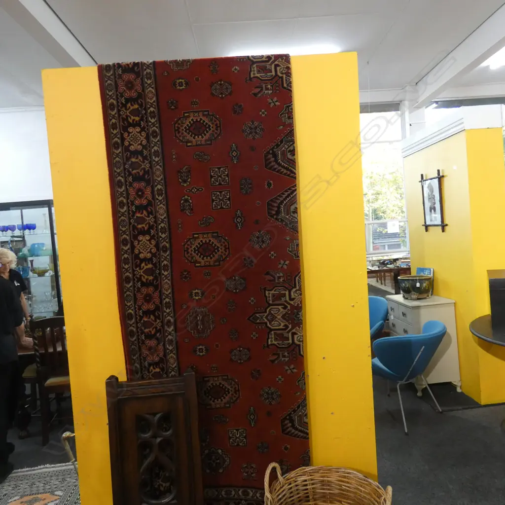 LG OLD MACHINE WOVEN RUSSET TABLE COVER Image 1++