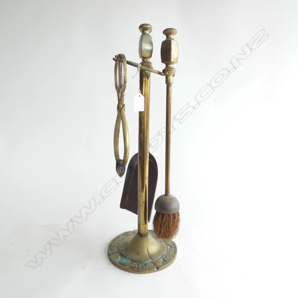 OLD 4 PC FIRE UTENSIL SET WITH STAND H. 550MM Image 1++