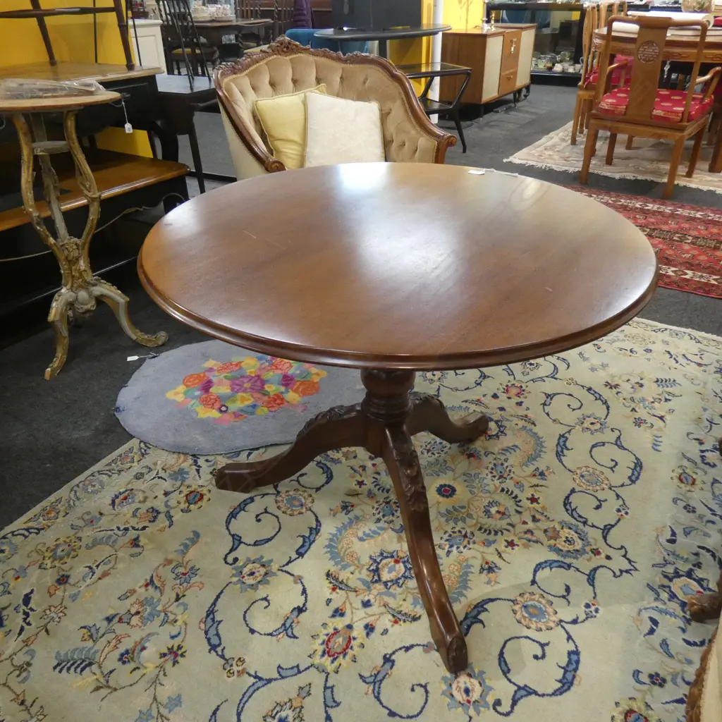 MAHOGANY VICT STYLE PEDESTAL TABLE D 900 MM Image 1++