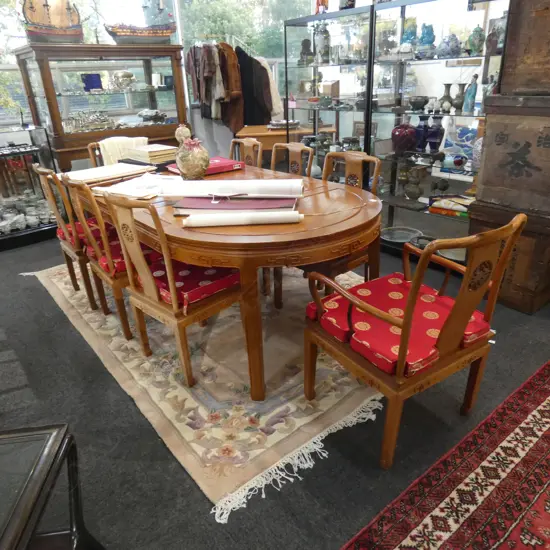 CHINESE EXTENDABLE DINING TABLE & 8 CHAIRS...