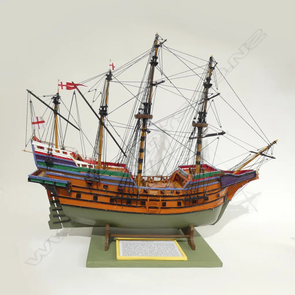 HAND MADE MODEL OF THE HMS REVENGE L 660 MM Image 1++