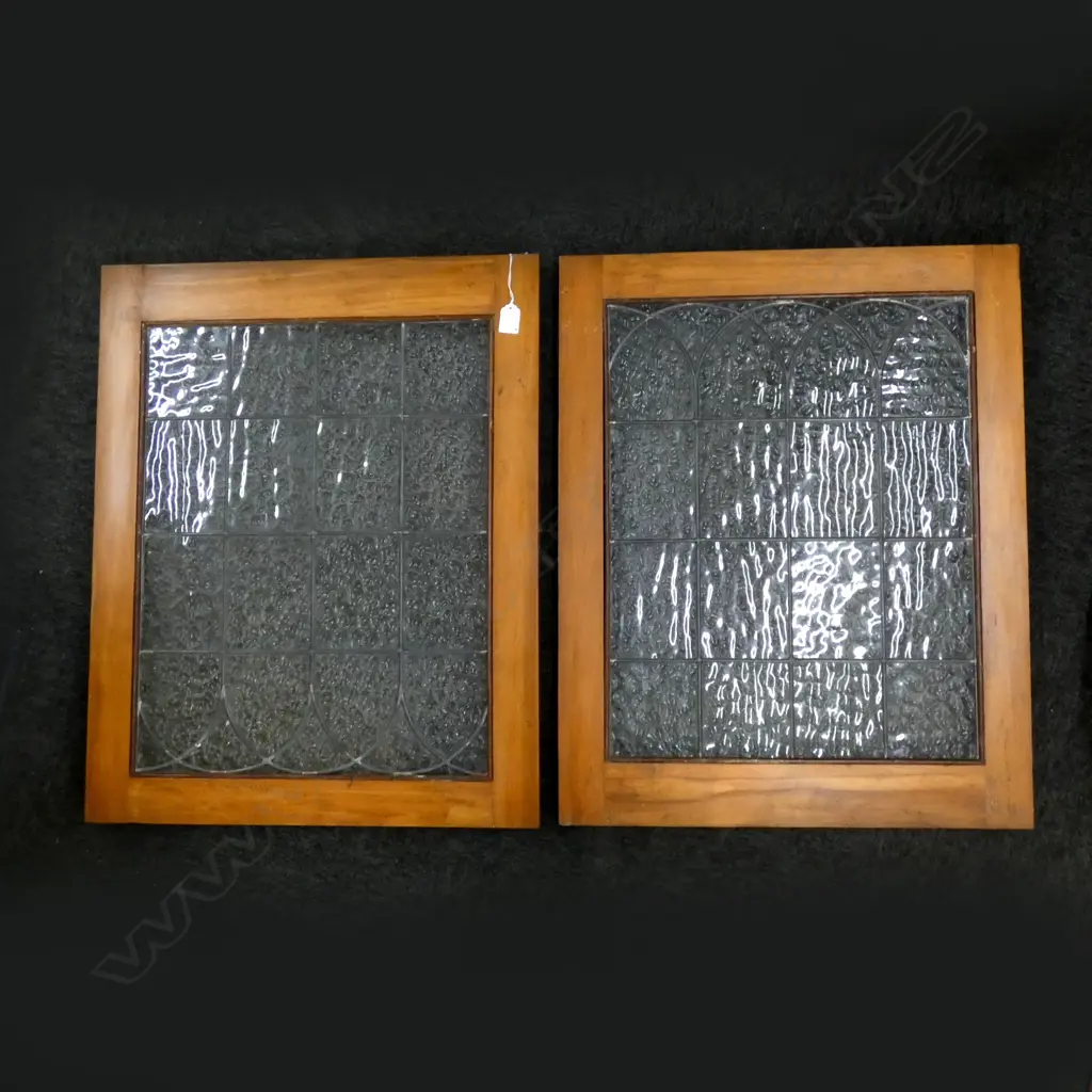 PAIR LEADLIGHT DOORS Image 1++