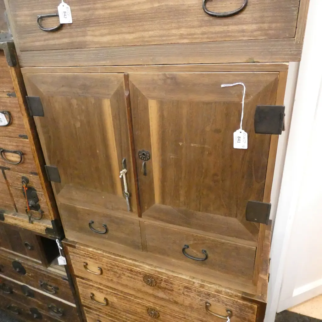 OLD JAPANESE SMALL COLLECTOR'S CABINETS PR DOORS... Image 1++