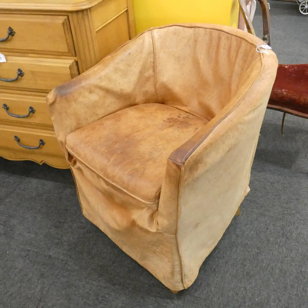 PR OLD TAN LEATHER TUB ARM CHAIRS Image 1++