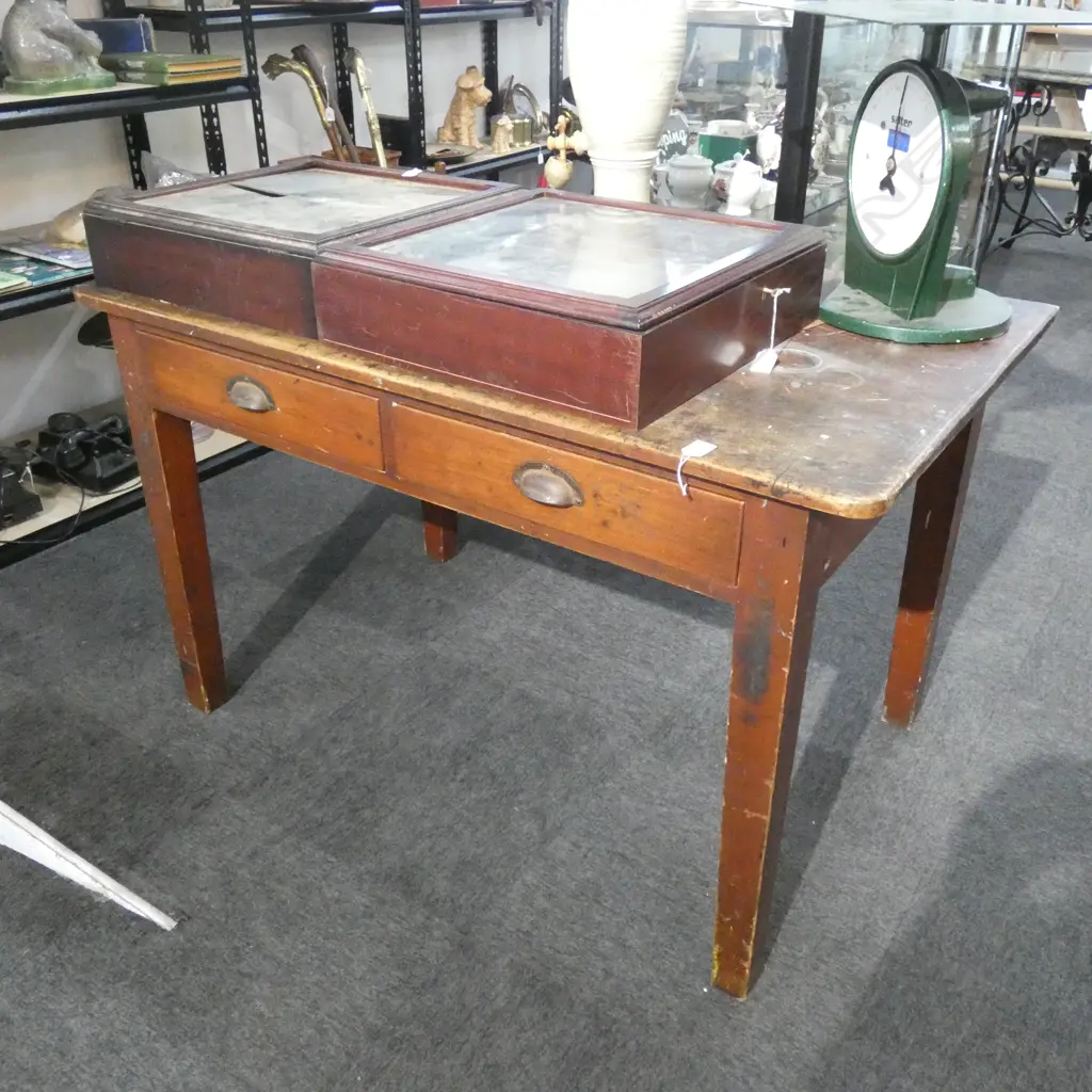VINTAGE WOODEN KITCHEN TABLE A/F 1230 X 750 X 770 A/F Image 1++