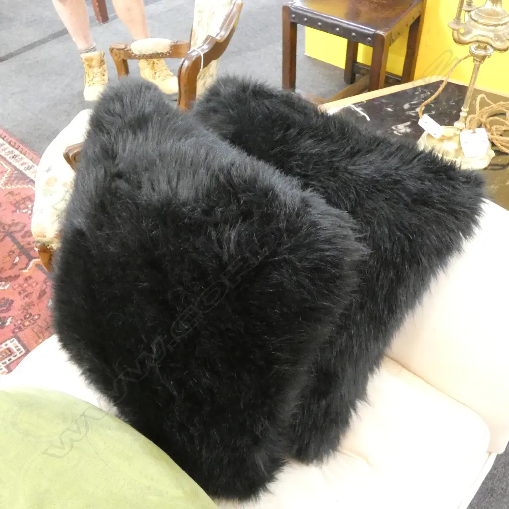 PR URBAN LOFT BLACK FAUX FUR CUSHIONS 450 X 450MM Image 1++