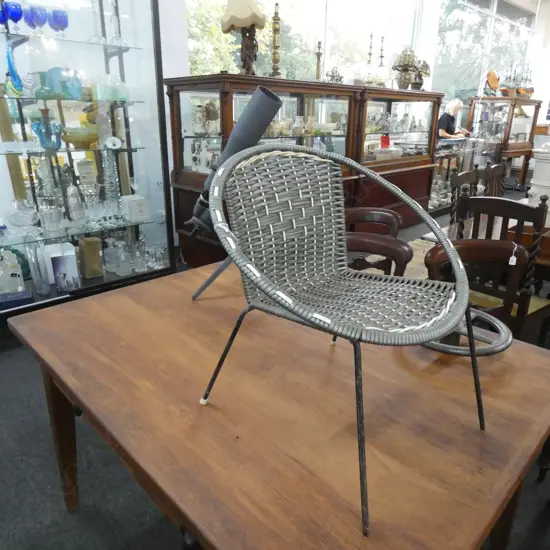 CHILDS COOLIE CHAIR