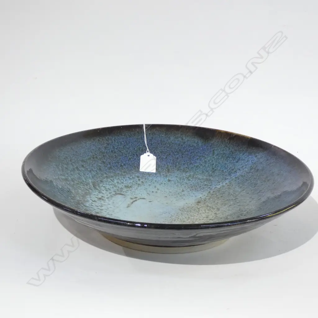(17961)CAMPBELL HEGAN LGE BOWL CHUN GLAZE Dia.380mm Image 1++