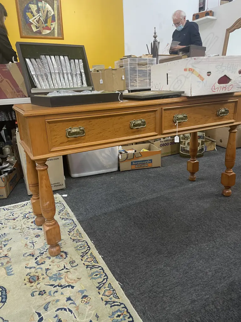 KAURI 2-DRAWER HALL TABLE w BRASS HANDLES L 1330MM Image 1++