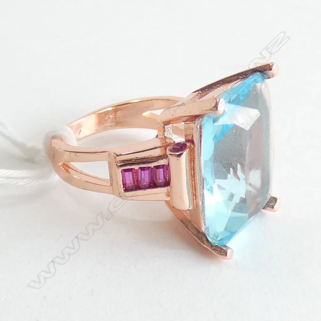 PINK GOLD PLATED SYNTHETIC TOPAZ RING Image 1++