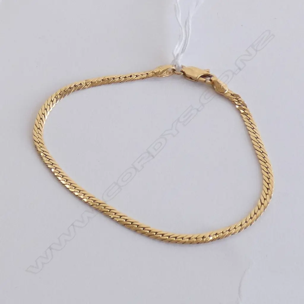18CT GOLD BRACELET 4.2gm Image 1++