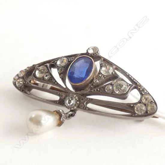 BELLE EPOQUE SILVER  COSTUME BROOCH