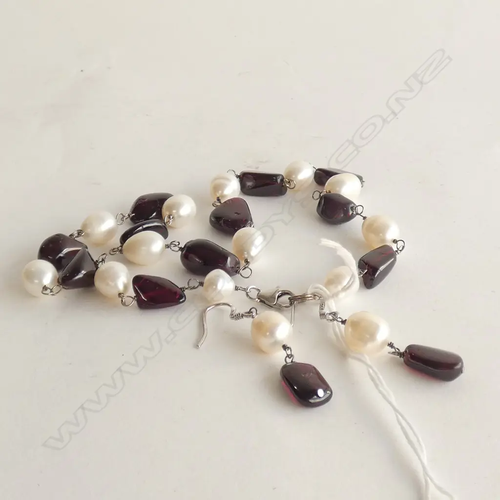 NECKLACE & DROP EARRINGS - PEARLS & PURPLE STONES SET WITH STG SILVER Image 1++