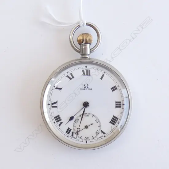 VINTAGE OMEGA POCKET WATCH -POSSIBLY STG BUT UNABLE TO OPEN 