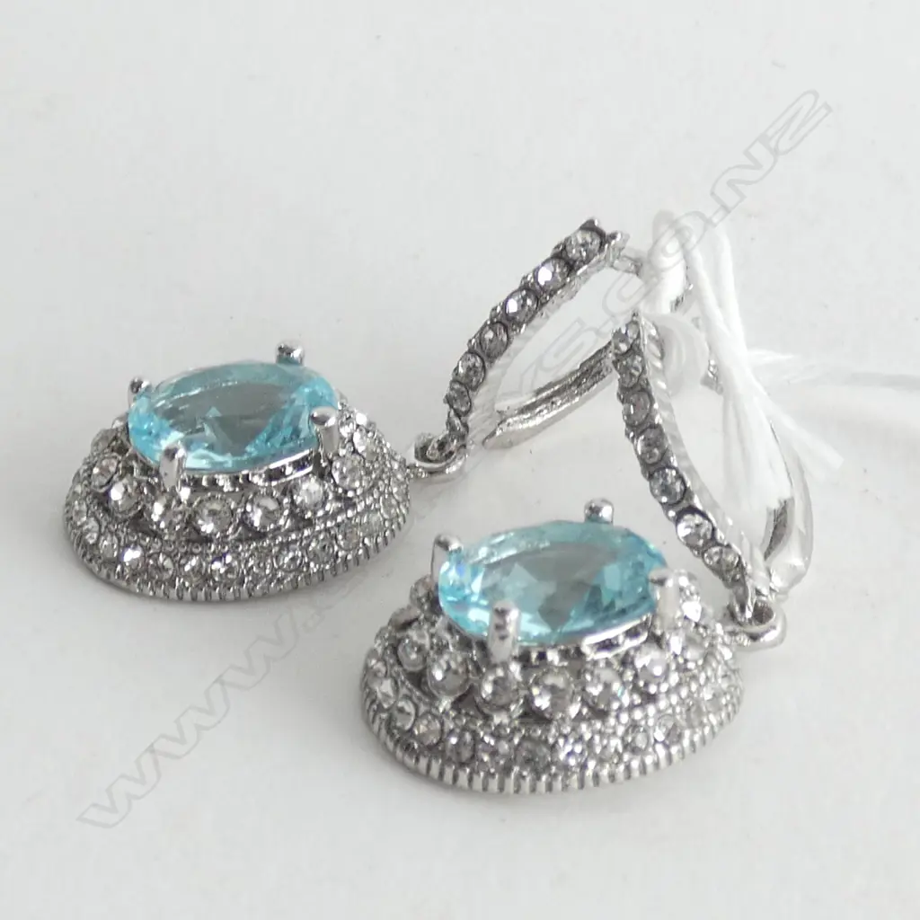 PR SILVER & FAUX AQUA EARRINGS Image 1++