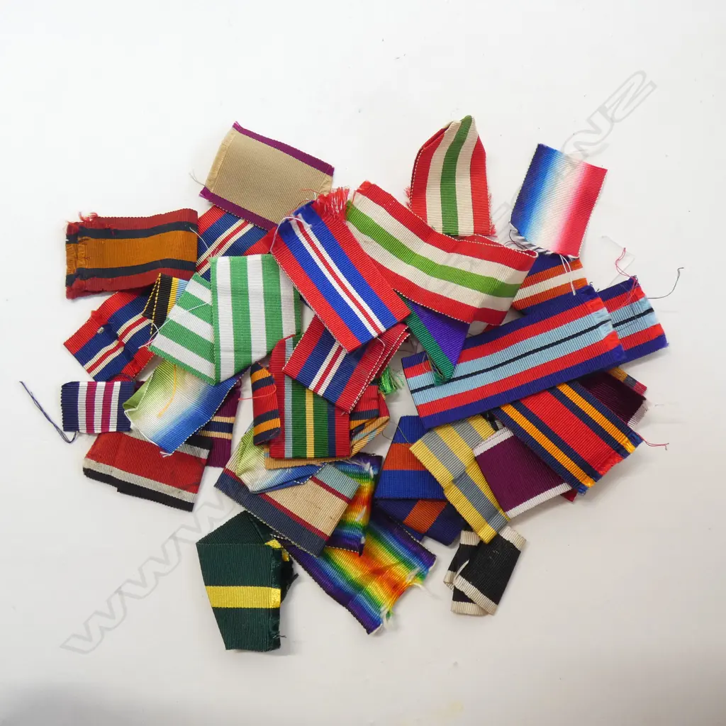 BAG ASST MILITARY RIBBONS (OLD AND NEWER) Image 1++