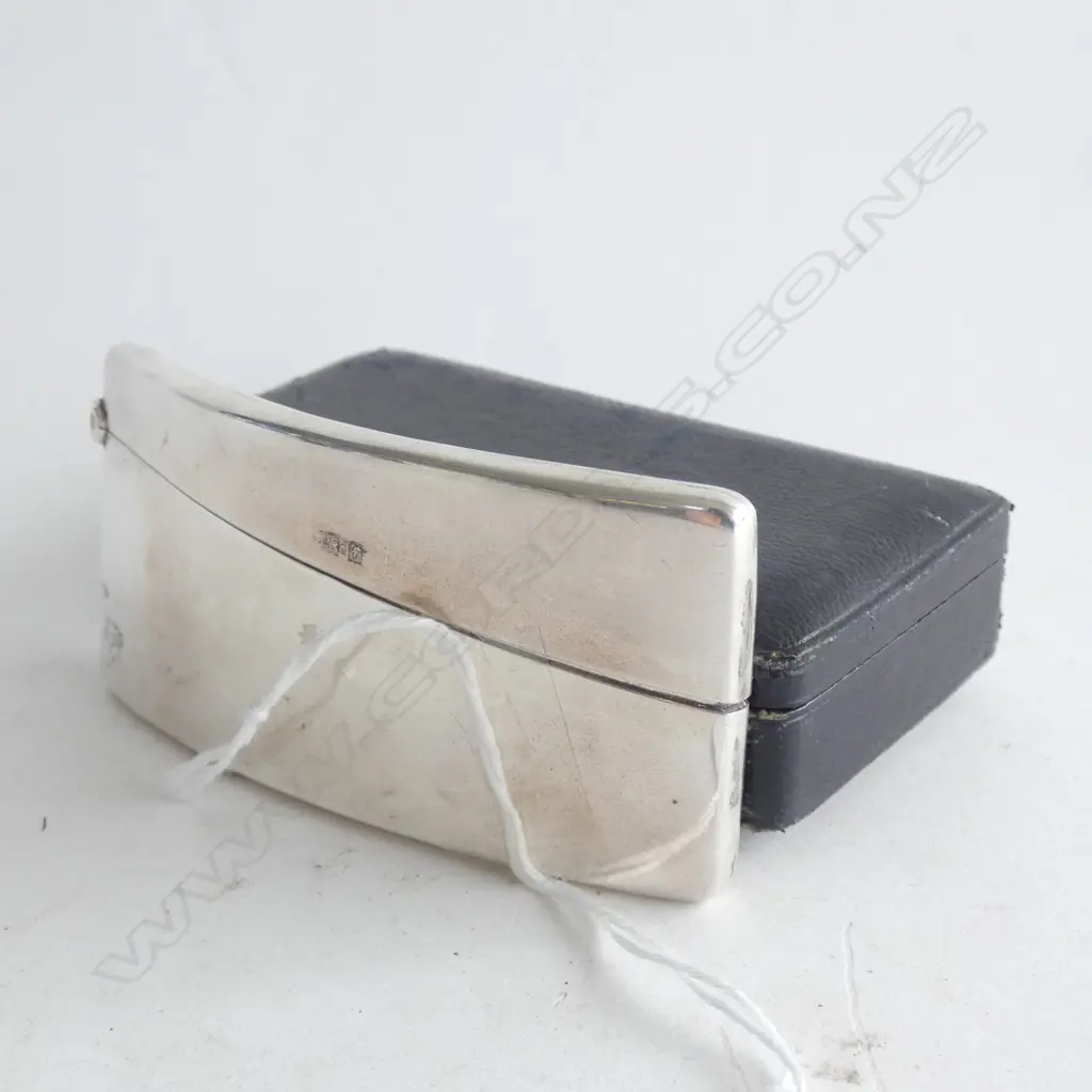 EARLY 20THC SILVER CURVED CARD CASE IN BOX Image 1++